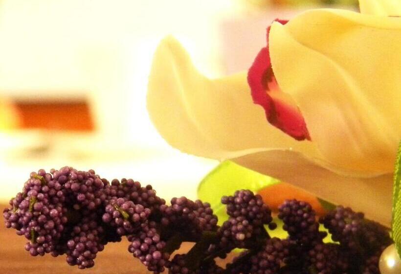 غرفة قياسية ثلاثية, Villa Truentum