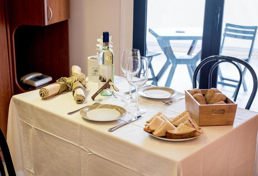 إستوديو قياسى, Villa Truentum