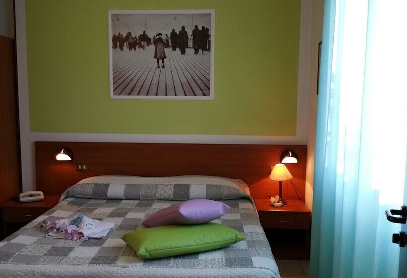 غرفة قياسية, Villa Truentum