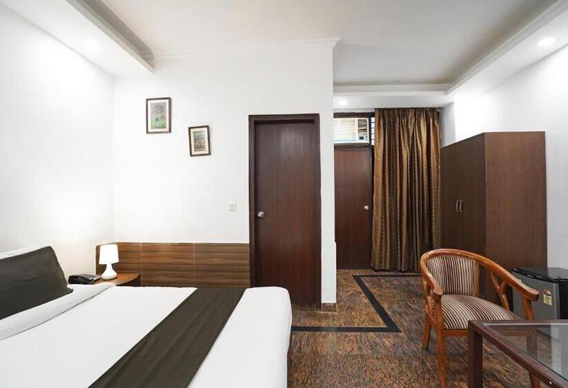 Quarto Triplo Clássico, Vm Residency