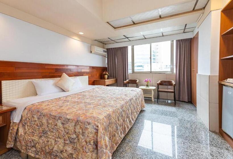 اتاق استاندارد, Yi Pin Business