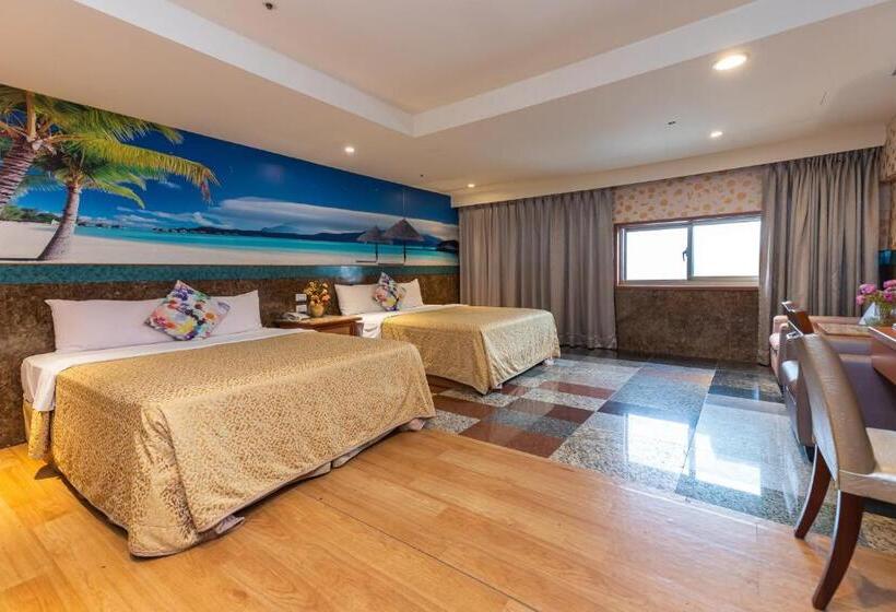 اتاق استاندارد چهار تخته, Yi Pin Business