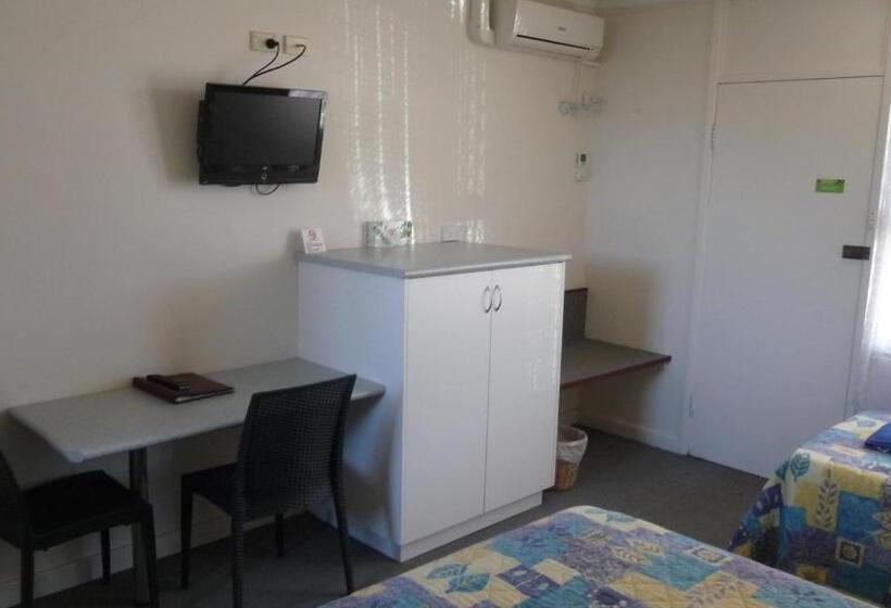 标准间, Nelsons Of Bridgetown