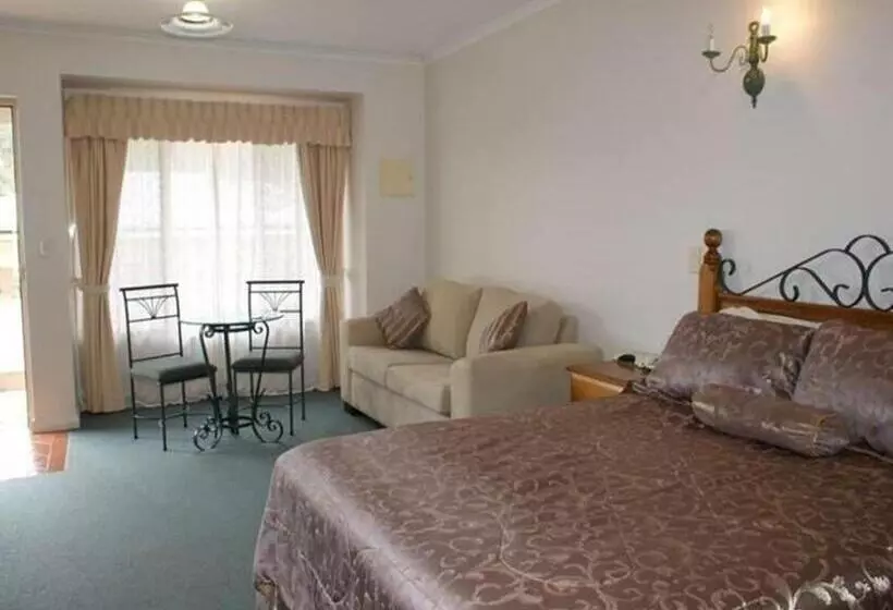 Executive-huone, Nelsons Of Bridgetown