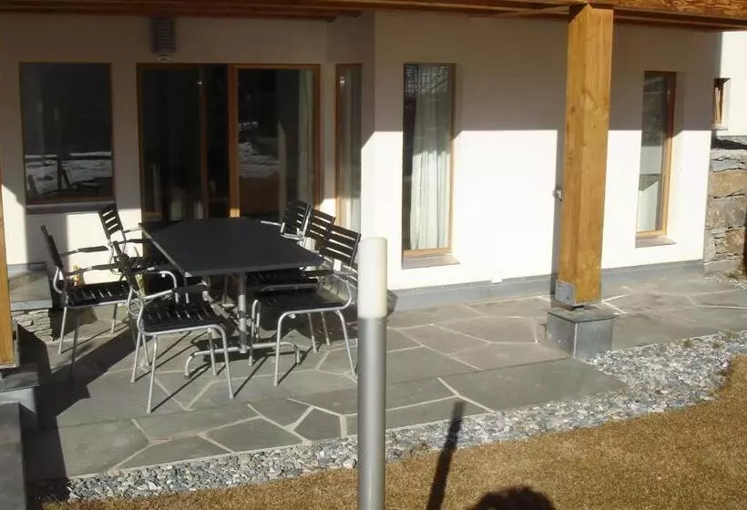 ２ベッドルームアパートメント, Ari Resort Apartments