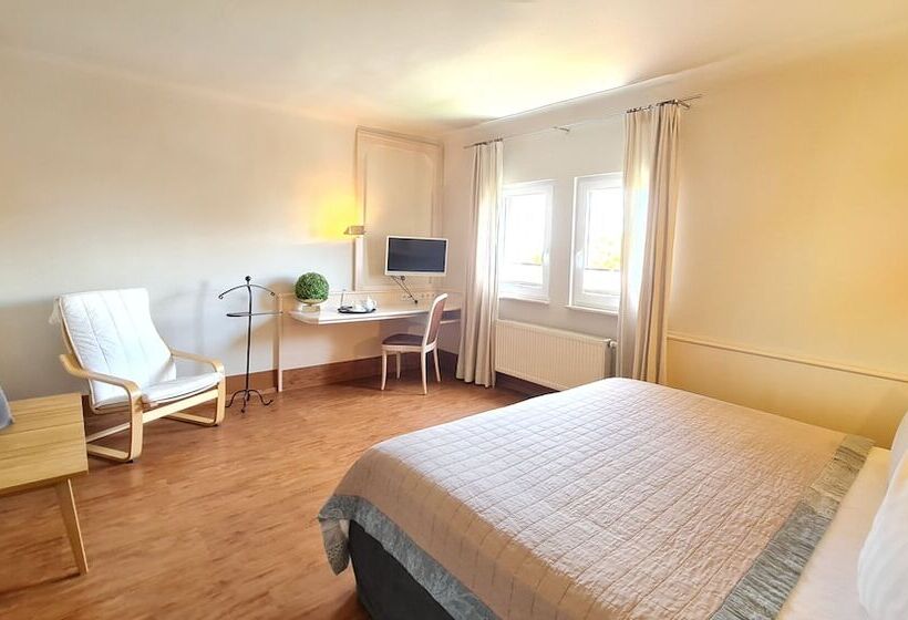 חדר קומפורט, Hauser Der Villa Italia