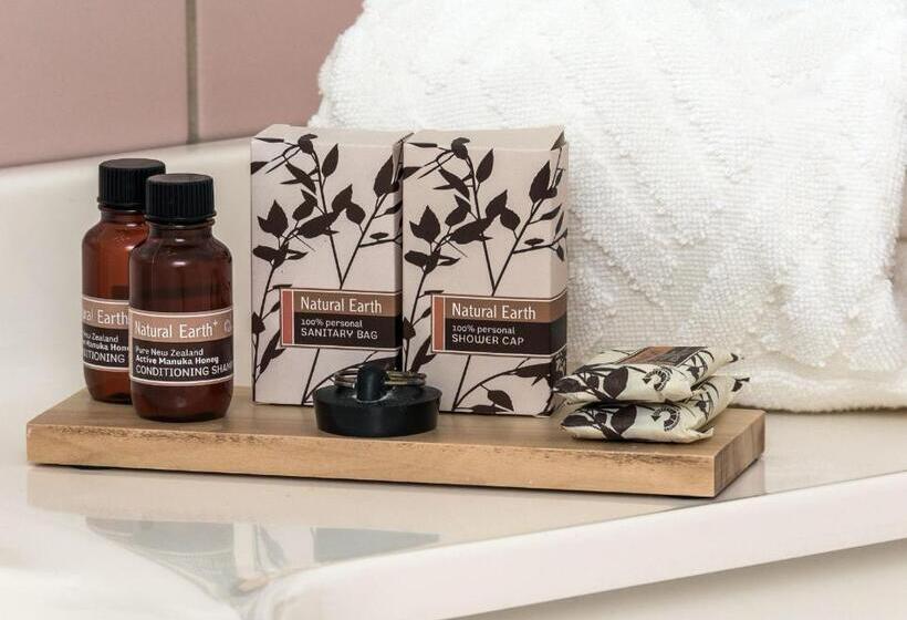 סוויטה דלוקס, Asure Prince Motor Lodge