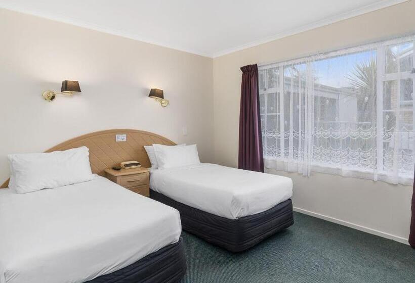 דירת חדר משפחתית, Asure Prince Motor Lodge