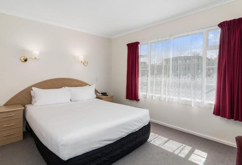 סוויטה, Asure Prince Motor Lodge