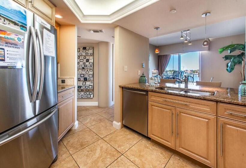 침실 2개 아파트, East Pass 407