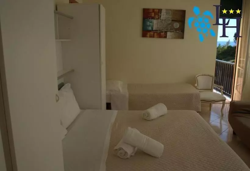 Triple Room Sea View, Lora Rda Luxury
