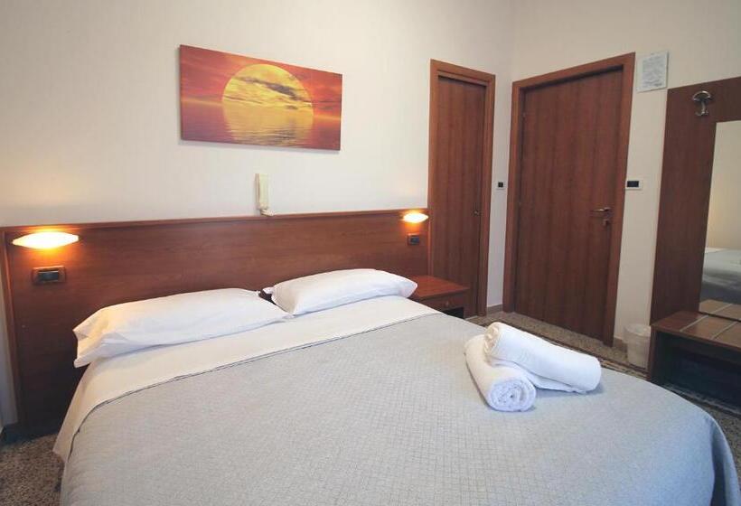 标准间, Lora Rda Luxury