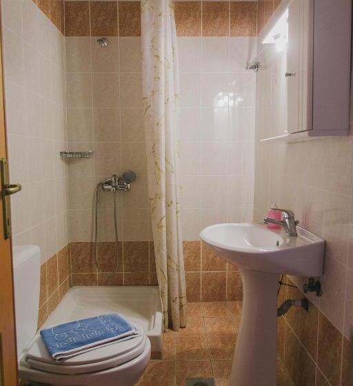 스탠다드 룸 가든 전망, Papagalos