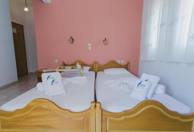 스탠다드 룸 가든 전망, Papagalos