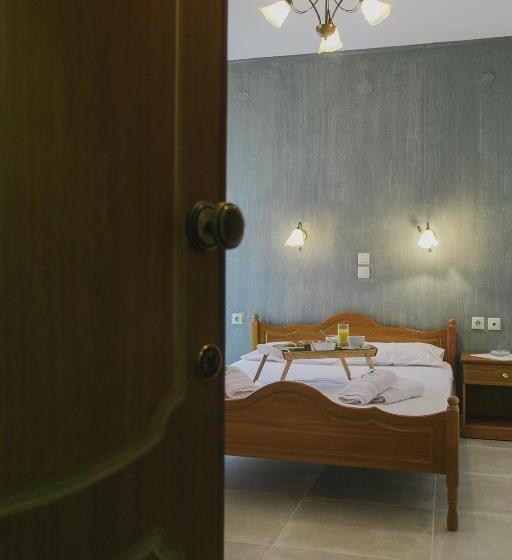 스탠다드 룸 가든 전망, Papagalos