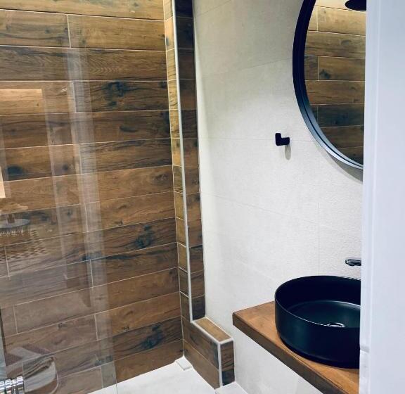 정원 전망 디럭스 3인룸, Papagalos