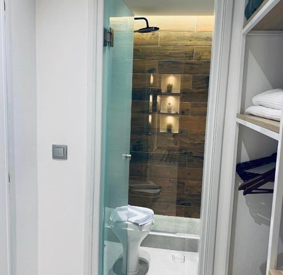 정원 전망 디럭스 3인룸, Papagalos