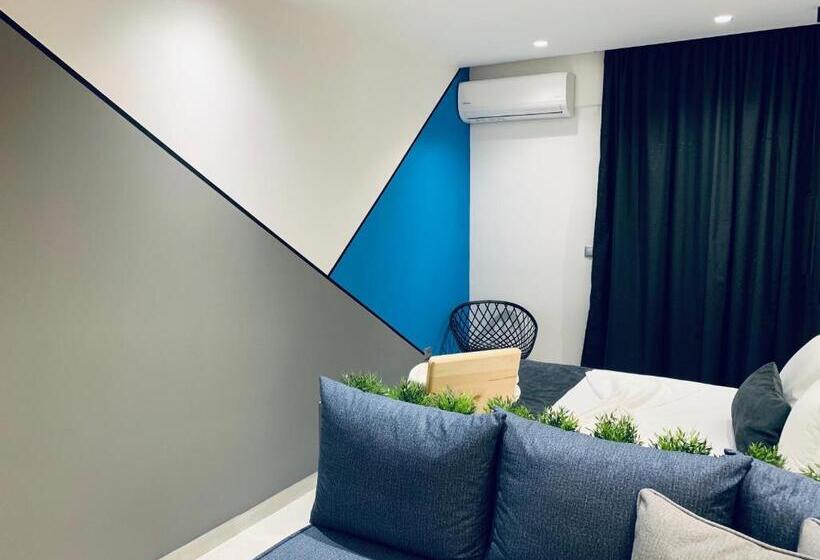 정원 전망 디럭스 3인룸, Papagalos