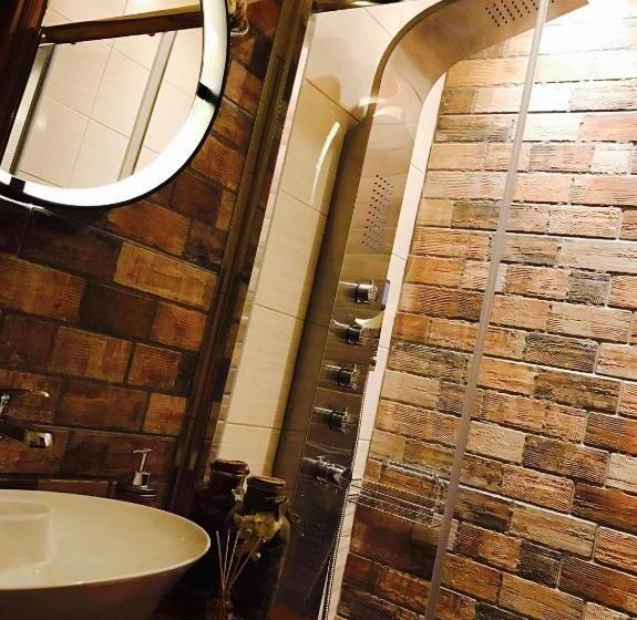 디럭스 룸 바다 전망, Papagalos