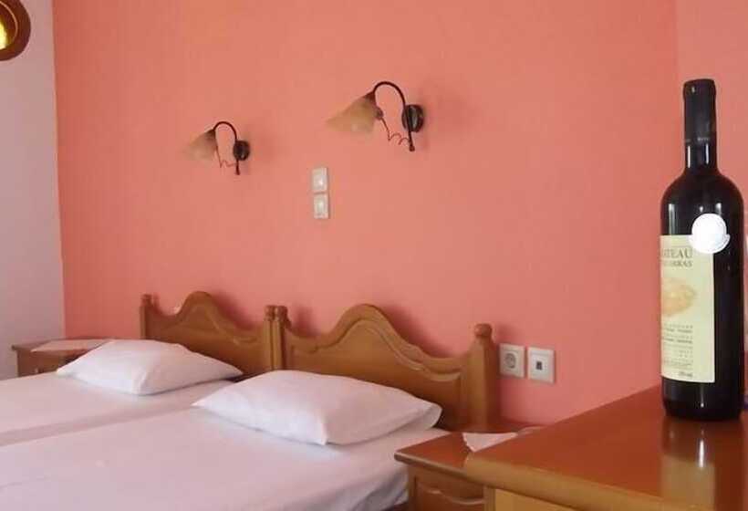 스탠다드 룸 가든 전망, Papagalos