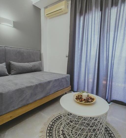 바다 전망 디럭스 3인룸, Papagalos