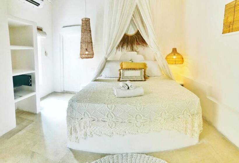 غرفة قياسية, Sal Secret Spot