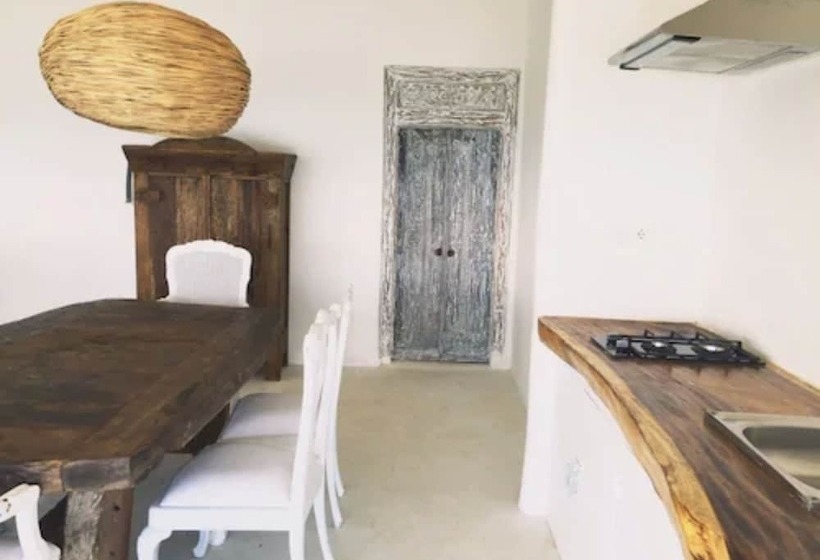 غرفة قياسية, Sal Secret Spot