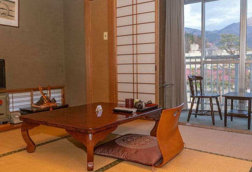 اتاق استاندارد چهار تخته, Shimaya