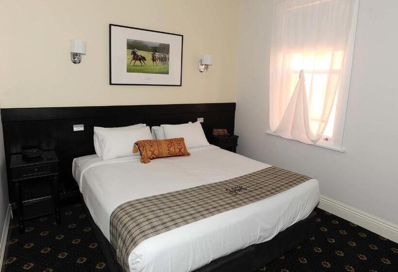 キングサイズベッドのデラックススイート, The Yarrawonga