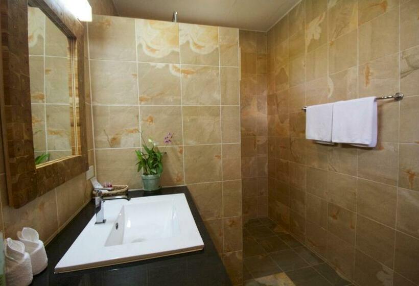 스탠다드 룸 킹사이즈 침대, Monoceros Resort