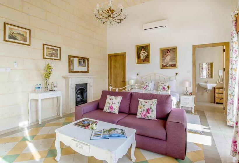 اتاق کلاسیک خانوادگی, Point De Vue Guesthouse