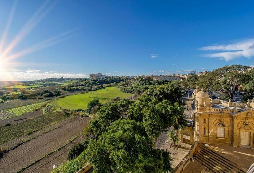اتاق استاندارد با چشم‌انداز, Point De Vue Guesthouse