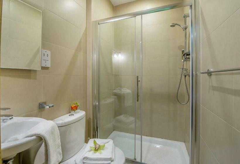 اتاق استاندارد, Point De Vue Guesthouse