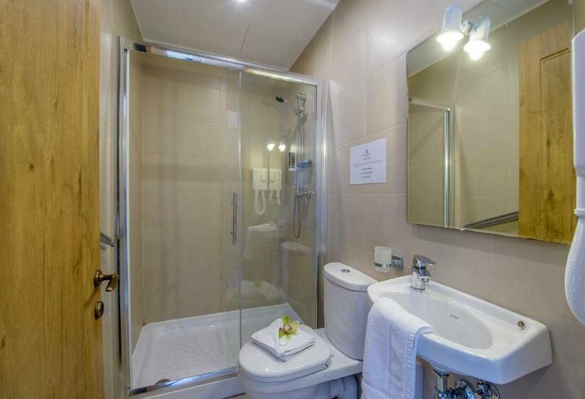 اتاق استاندارد, Point De Vue Guesthouse