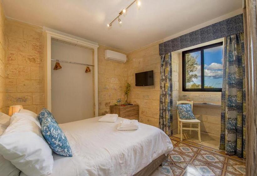 اتاق سوپریور, Point De Vue Guesthouse
