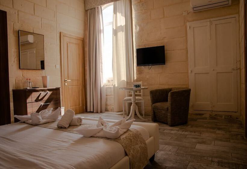 اتاق سوپریور, Point De Vue Guesthouse