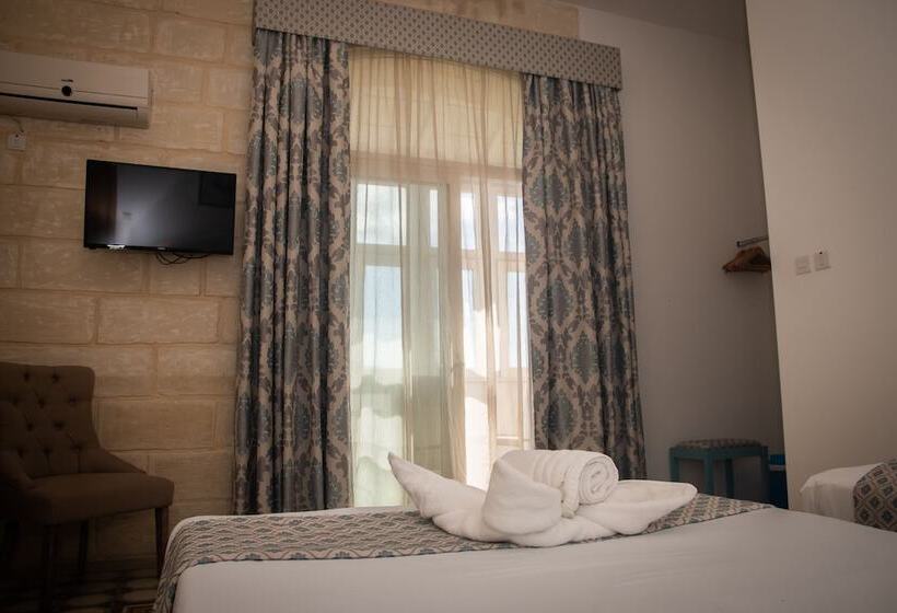 اتاق استاندارد با چشم‌انداز, Point De Vue Guesthouse