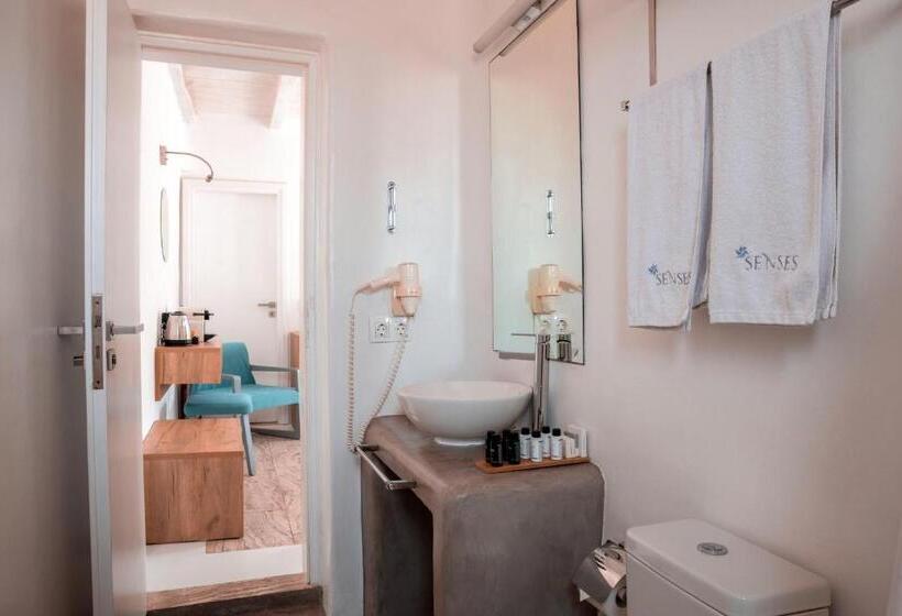 Номер Deluxe Вид на Море Боковой, Senses Villas