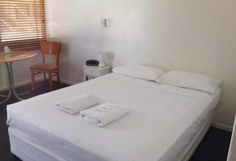 اتاق استاندارد, Shell Motel