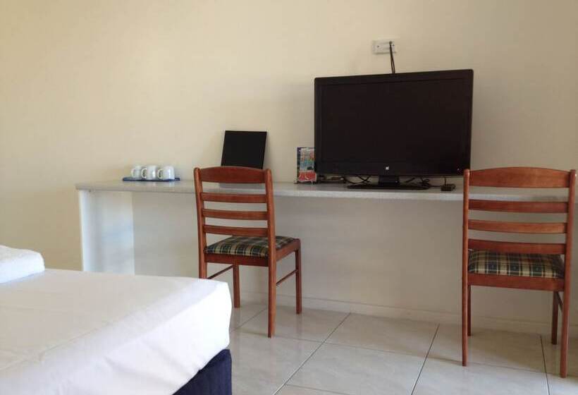 Номер Стандарт, Shell Motel