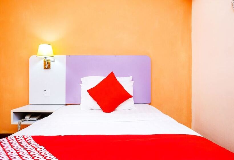 חדר סטנדרט יחיד, Grand City Hotel II