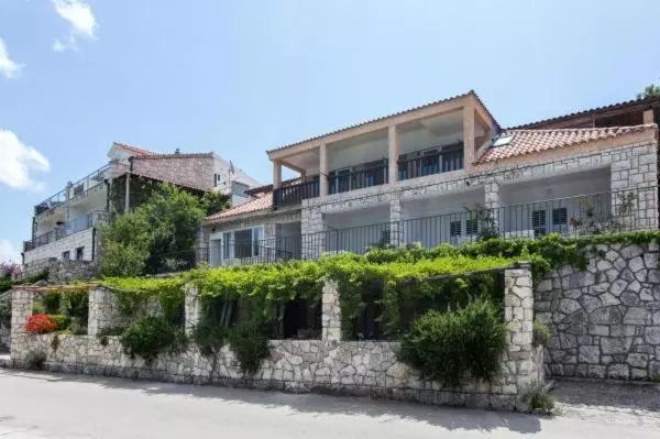 Triple Room Sea View, Guest House Busurelo