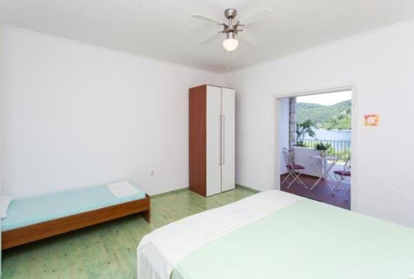 Triple Room Sea View, Guest House Busurelo