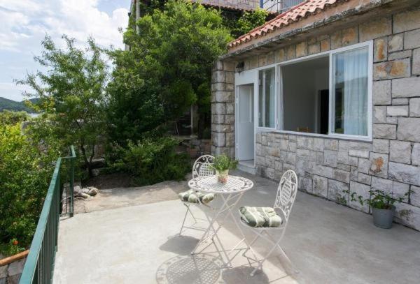 شقة غرفة واحدة مطلة على البحر, Guest House Busurelo