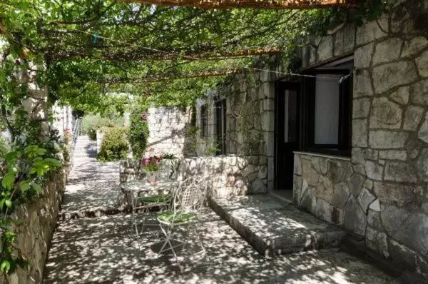 オーシャンビューのテラス付１ベッドルームアパート, Guest House Busurelo