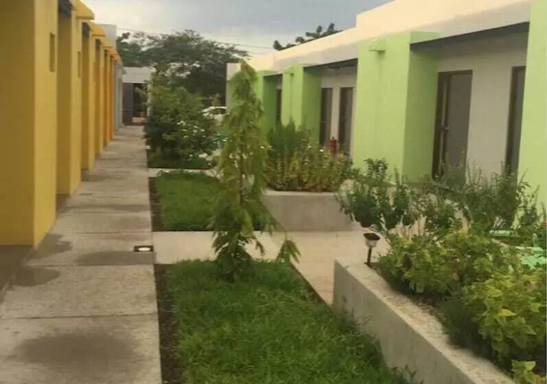 اتاق کلاسیک, Airport X Managua