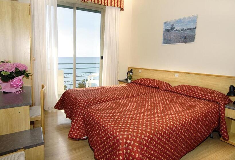 スタンダードルーム, Albergo Savoia