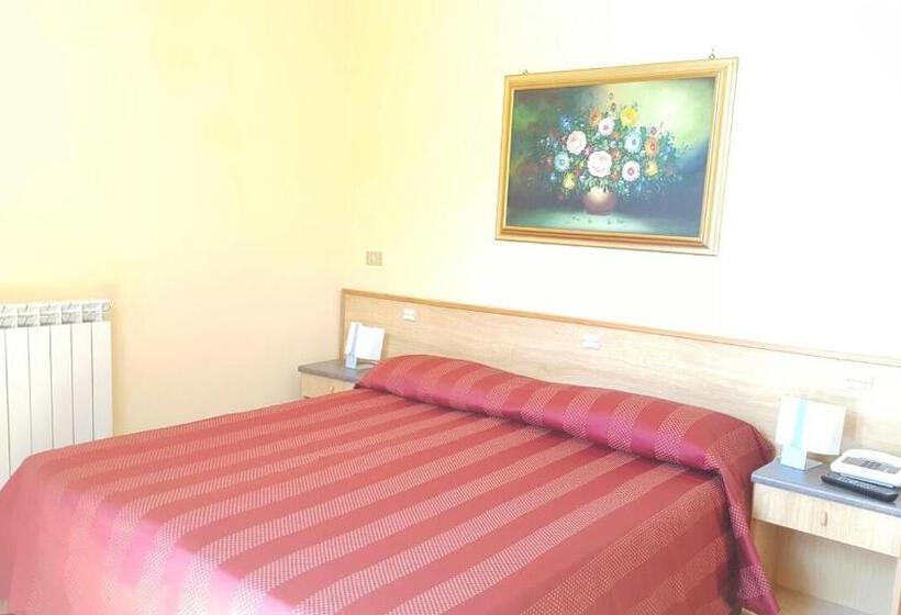 スタンダードルーム, Albergo Savoia