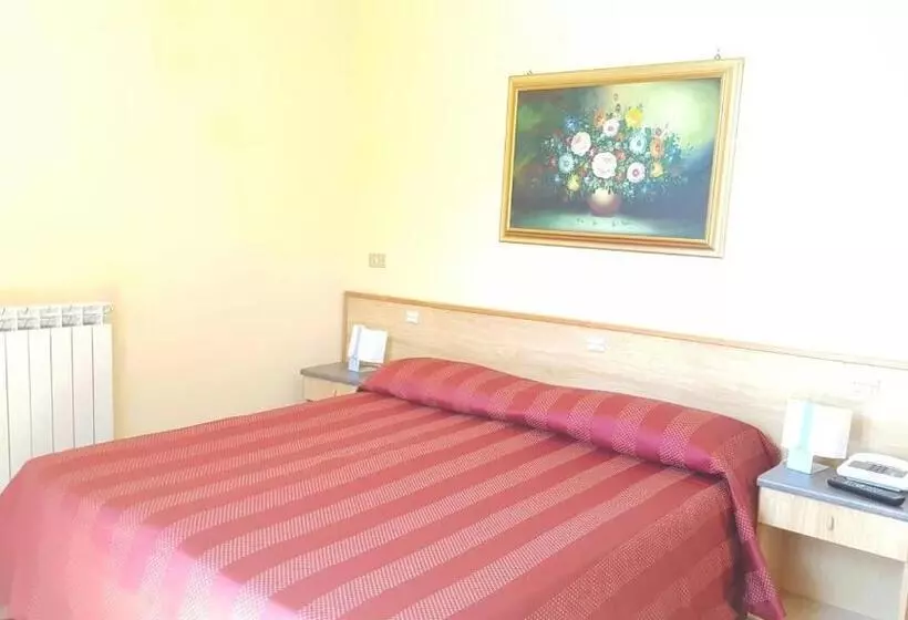 اتاق استاندارد, Albergo Savoia