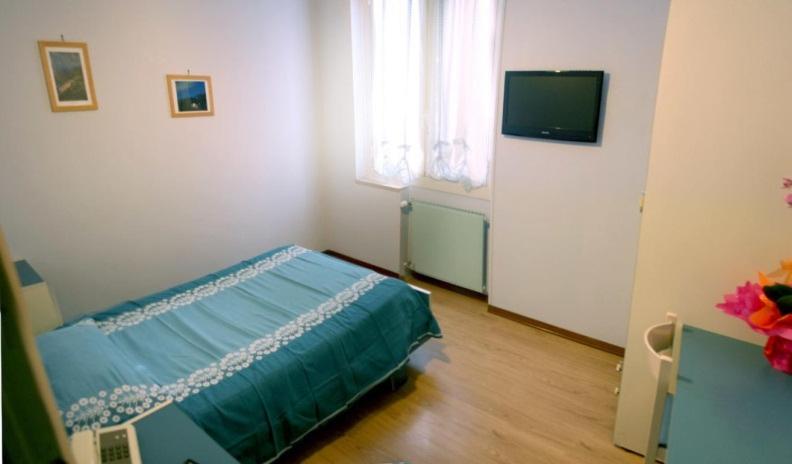 スタンダードシングルルーム, Albergo Savoia